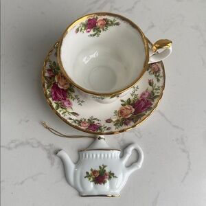 Royal Albert Old Country Roses bundle:Tea pot holiday Ornament tea cup & saucer